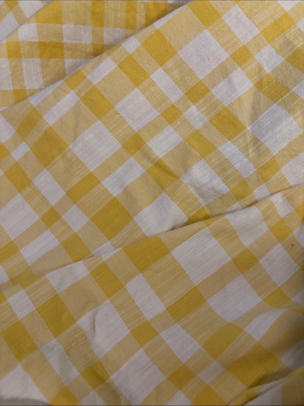 Threshold tablecloth